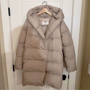 Babaton Aritzia The Duvet Puffer Jacket